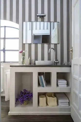Garibaldi Suites Apartment Rome Hotel